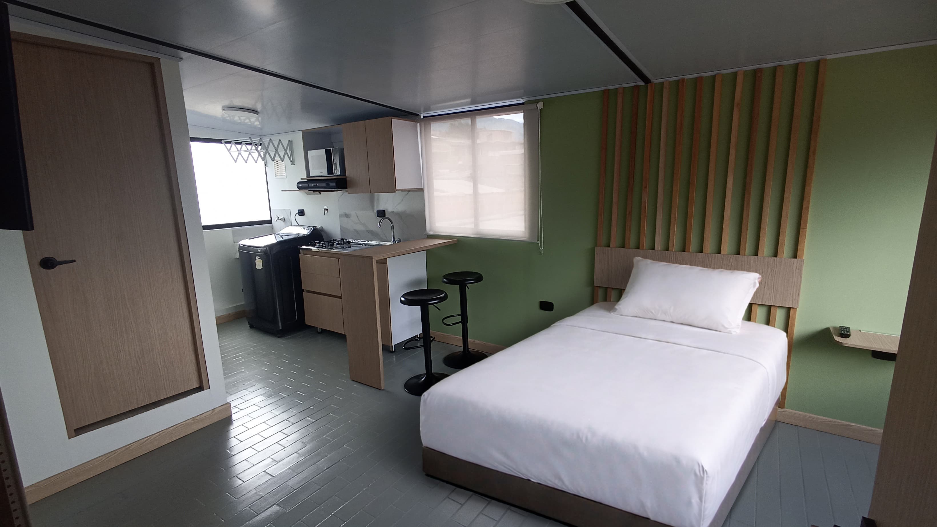 Apartaestudio disponible en arriendo en el barrio Las brisas - Medellìn